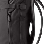 CROSSROADS® 22L BACKPACK IN BLACK